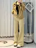 Calça Jeans Flare Khaki Estilo Americano para Mulheres Outono e Inverno 2025 Nova Cintura Baixa Emagrecedora Versátil Sem Elasticidade Calça Longa