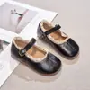 Zapatos de Princesa de Cuero para Niñas 2026 Nuevo Modelo Zapatos Infantiles para Niñas Mocasines Negros de Suela Suave para Primavera Bebé Niña