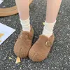 Zapatos de algodón mujer invierno cálidos punta dividida zapatos de algodón aumento de altura interior 2026 zapatos de tacón de felpa y piel para exteriores con terciopelo slip-on
