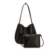 Bolso de Moda para Mujer 2025 Nuevo Elegante Simple Color Sólido Bolso de Hombro para Viajero Versátil Bandolera Moderna