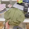 Novedades para el otoño de 2026: Camiseta de estilo coreano con rayas de estrellas para niñas y niños pequeños, capa base de color liso