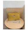 Bolso de Mano con Textura Mate de Moda Bolsa para Lonchera Nueva Bolsa Caja Retro de Nicho Bolso Pequeño Casual Elegante de Hombro Cruzado