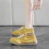 Zapatillas Blancas Estilo Alemán para Mujer, Nuevo Modelo Popular Verano 2026, Sandalias Deportivas de Malla Hueca Nicho, Zapatos de Malla Transpirables Talla Grande