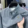Camisa de cuadros de manga larga de alta gama para hombre, nuevo modelo de otoño, camisa bordada 100% algodón puro, top tipo chaqueta casual a la moda