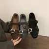 Zapatos Individuales de Felpa con Aumento de Altura Interior y Pedrería para Mujer, Nuevos Zapatos de Invierno 2025 Franceses Mary Jane Peludos, Zapatos de Algodón Grises