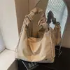 Bolsa Plissada Estilo Novo 2025 para Mulheres, Bolsa Simples Casual de Ombro, Grande Capacidade, Cor Sólida, Bolsa Tote Versátil para o Dia a Dia