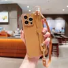 Coração Galvanizado Adequado para Pulseira Iphone16Promax Suporte Apple 15 com Cordão Capa Protetora Simples Transfronteiriço