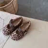 Zapatos infantiles estilo chica hot retro coreano, zapatos Mary Jane para niñas pequeñas, zapatos de princesa para bebé con estampado de leopardo poco profundo
