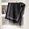 Xale Jacquard Padrão Chinês Wanzi Dupla Face Guochao Outono Inverno Aconchegante Cachecol com Franjas Presente Atacado