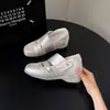 Sapatos Mary Jane com aumento de 7cm para mulheres, apresentando bico quadrado, design versátil, salto grosso e um estilo casual e esportivo