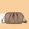 Bolso pequeño para mujer 2026 otoño transfronterizo nuevo modelo bolso plisado cuero suave gran capacidad cremallera de tres capas bolso de hombro cruzado