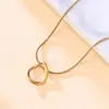 Collar Sencillo con Colgante de Corazón Hueco para Mujer, Cadena para Clavícula de Diseño de Nicho de Lujo Ligero, Nuevo Accesorio de Colgante Irregular de Moda