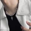 Colar masculino de corrente clavicular de alto senso com design de nicho hip hop com contas rachadas de pedra biliar preta, estrela e cruz, moda masculina e feminina