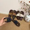 Sandalias de mujer sin cordones con lunares, lindos adornos metálicos, flexibles y súper suaves, un imprescindible para el verano de 2026
