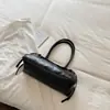 Bolsa de Ombro Única Estilo Coreano Xiaomi Nicho Simples para o Dia a Dia Feminina Outono 2026 Nova Moda Bolsa Baguete de Axila