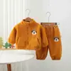 Conjunto de Pijama para Bebê Outono Inverno Recém-Nascido Criança Pequena Veludo Plus Quente Desenho Animado Conjunto de Duas Peças Pijama Separado Espessado Infantil