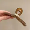 Atmosfera simples teto ~ presilha de cabelo acrílico grande grampo de cabelo de temperamento de verão feminina parte de trás da cabeça clipe de tubarão