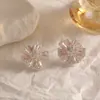 Brincos de Tarraxa Flor de Zircônia Frescos e Simples para Mulheres, Novo Estilo 2026, Brincos de Luxo Leve de Alta Qualidade, Acessórios de Orelha Doces e de Temperamento Único