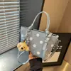 Bolso Cruzado Cuadrado Pequeño Elegante con Lunares y Bloques de Color 2026 Verano Nuevo, Bolso de Hombro Único, Bolso para Teléfono de Axila, Alto Valor Estético