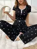 Pijama de Dos Piezas con Estampado de Amor y Cuello en V de Manga Corta para Primavera y Otoño, para Mujer, También se Puede Usar como Ropa de Casa o Exterior, Estilo Perezoso