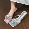 Vestido Elegante Exquisito y Hermoso Sandalias de Tacón Chic y Chanclas Mujer 2025 Nuevo Celebridad de Internet Elegante Versátil Ropa Exterior Sandalias y Chanclas