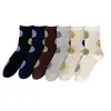 Calcetines nuevos de otoño e invierno con lunares de color contrastante, calcetines de media pantorrilla para mujer, calcetines de algodón versátiles, calcetines para mujer estilo universitario, calcetines apilados, estilo coreano