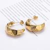 Aretes europeos y americanos transfronterizos retro estilo frío irregulares de acero de titanio elegantes que combinan con todo personalidad moda aretes chapados en oro para mujer