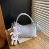 2026 Bolso Casual Diseño de Nicho de Moda Primavera/Verano Bolso Pequeño Estilo Nuevo Simple Bolso de Media Luna para Mujer