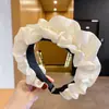 Linda diadema de felpa de dibujos animados para mujer, especialmente diseñada para lavarse la cara y aplicar mascarillas faciales, diadema de corona alta, lista para fotos, crea una atmósfera elegante