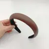 Acessórios de cabelo transfronteiriços de alta qualidade Faixa de cabeça de couro Suporte tridimensional Não desaba Forma do topo craniano Confortável Forro antiderrapante Design