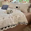 2026 Nuevo Juego de Cuatro Piezas de Algodón Waffle Suave y Amigable con la Piel con Bordado de Encaje de Rosa Jacquard, Fresco y Elegante Juego de Cama
