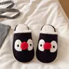Pantufas quentes de inverno para casal, design fofo de pinguim, sola macia, antiderrapante e com cabedal peludo, adequadas para uso interno, para homens e mulheres