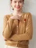 Nuevo Suéter de Cachemira Pura para Mujer Otoño e Invierno con Estilo Suave, Diseño de Corazón Bordado a Mano, Cárdigan de Punto Ajustado, Top de Manga Larga y Chaqueta