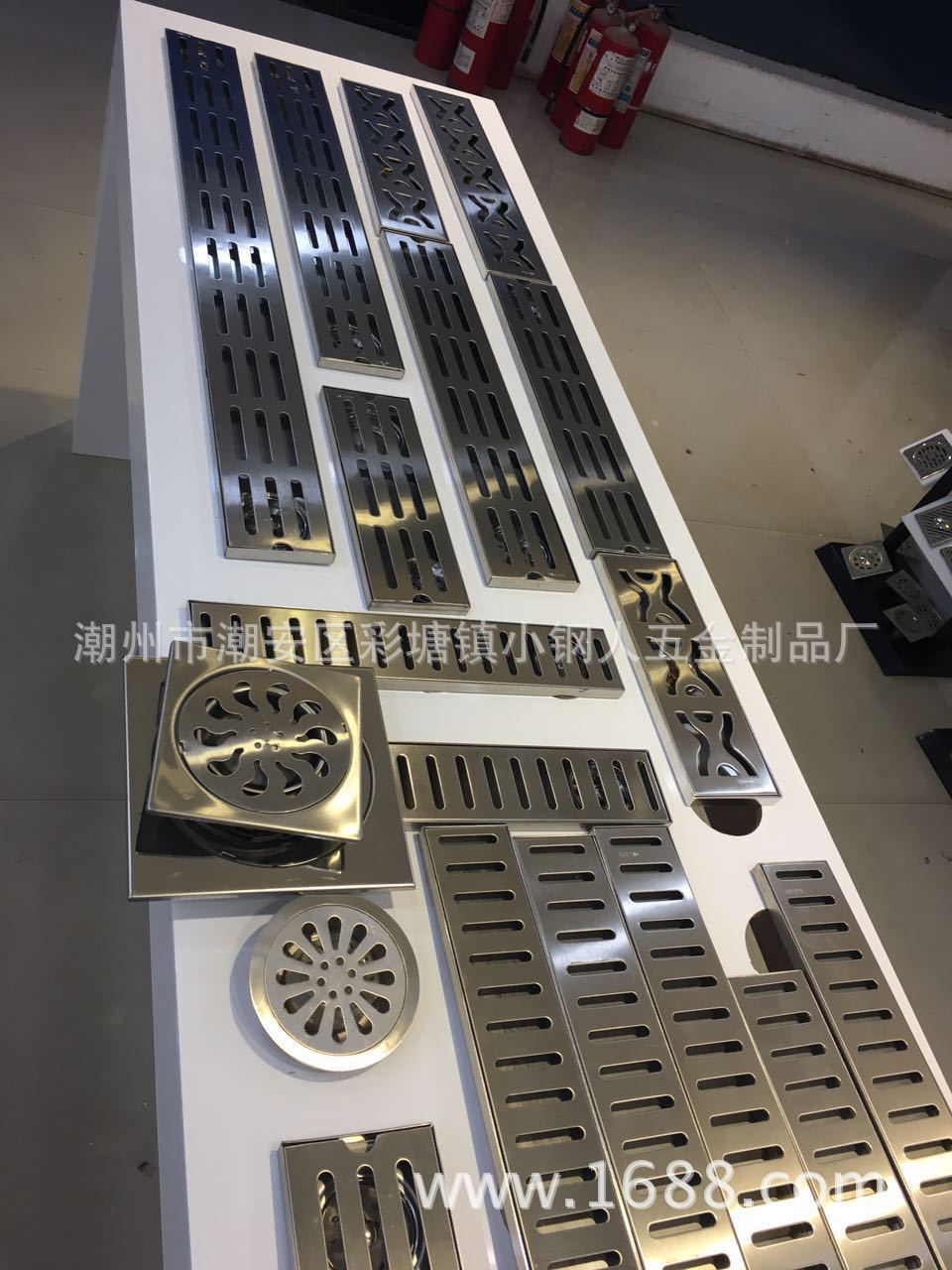 3944737678_206641896