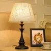 Lámpara de mesa de tela transfronteriza, lámpara de mesita de noche para dormitorio, lámpara de mesita de noche retro nórdica, luz nocturna de ambiente de alta gama, accesorio de iluminación