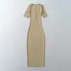 Vestido de Color Sólido con Mangas Medias y Cuello en V con Botones Ropa Exterior Sexy Ajustada de Estilo Europeo y Americano Capa Base Vestido Largo de Color Sólido que se Ajusta a la Cadera hasta la Rodilla