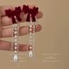 Aretes de Borla con Lazo de Terciopelo Perla Diamante Lujo Accesible Elegantes Aretes Largos Aretes de Alta Gama para Mujer