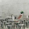 Celebridades da Internet Ruínas Estilo Industrial Lanchonete Combinação de Mesa e Cadeira Cadeira de Aço Inoxidável Loja de Macarrão Mesa Quadrada Dobrável Combinação Comercial