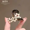 Clip de Pinza Pequeña Exquisita de Flor de Pedrería para Primavera y Verano Estilo Atmósfera Clip para la Parte Trasera de la Cabeza Peinado Semirecogido Clip Lateral para el Flequillo Accesorios para el Cabello