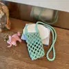 Bolsa Tejida Calada de Hilo de Algodón Nueva de Verano 2026 Hombro Cruzado Bolso de Mujer Color Caramelo Bolsa de Playa Bolsa para Teléfono Móvil