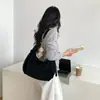 Bolsa tote retrô estilo coreano, grande capacidade, nova bolsa dumpling de outono 2026 para o dia a dia, bolsa transversal de ombro versátil em PU para mulheres