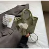2026 Bolso Pequeño Nuevo para Mujer, Bolso Cruzado Versátil de Hombro de Moda de Verano, Bolso Cesta de Mano de Nicho Estilo Coreano