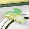 Pin de Tiburón Geométrico Verde de Alta Gama para Cola de Caballo Elegante y Peinado Recogido, Accesorio para el Cabello Retro