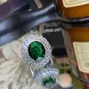 Anillo Versa Doméstico Estilo Old Money Esmeralda Antiguo, Chapado en Oro, Anillo de Piedra Sintética Full Diamond para Mujer