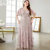 Vestido de noche talla grande cuello en V bordado con encaje manga acampanada falda amplia manga corta vestido de baile vestido de fiesta dama de honor