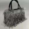 Bolso de peluche de piel sintética de estilo europeo y americano, bolso de mano suave de piel artificial, bolso de compras, bolso de mano de piel de mapache sintética de gran capacidad.