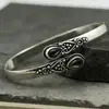 Pulseira de Design de Nicho Transfronteiriço com Ágata Verde Incrustada, Moderna e na Moda, Pulseira de Liga Aberta Ajustável para Casal