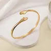 Pulsera de Acero Inoxidable Tohm Transfronteriza Simple y de Alta Gama para Mujer, Moda y Personalizada, Chapada en Oro de 18 Quilates, No se Desvanece