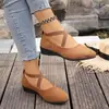 Sapatos de sola macia com saltos anabela versáteis e confortáveis, adequados para o trajeto na primavera e no verão, preto 2025 de corte baixo, feminino, com tiras cruzadas, camurça, cinza