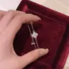 Pulsera de Moda de Lujo Ligero de Gama Alta con Incrustaciones Completas de Diamantes en Forma de Trébol de Cuatro Hojas, Versátil, Exquisita, Sencilla, Diseño de Nicho, Joyería Elegante para la Mano